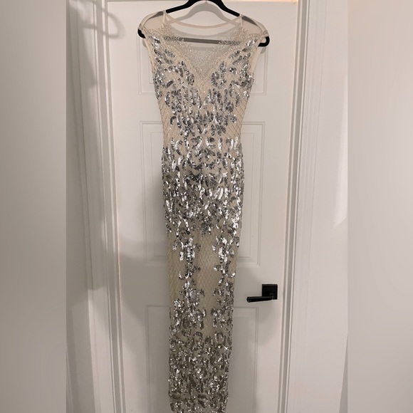 Parker Black Dresses & Skirts - Gorgeous Parker Black Hand Sewn Sequin Gown